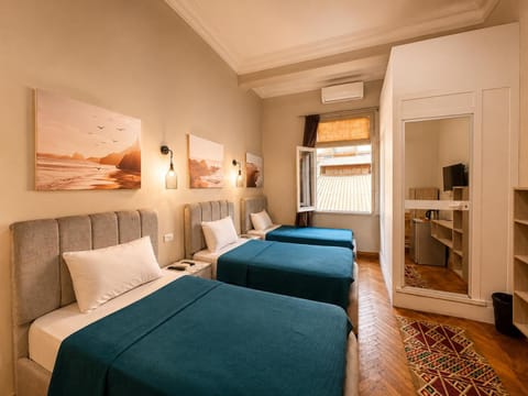 Bed, Photo of the whole room, Bedroom, air conditioner