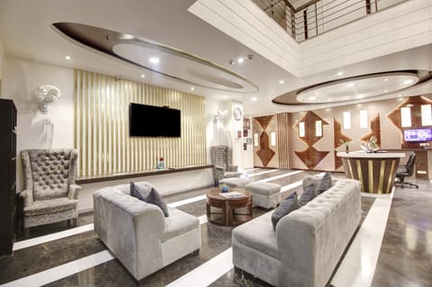 TV and multimedia, Seating area