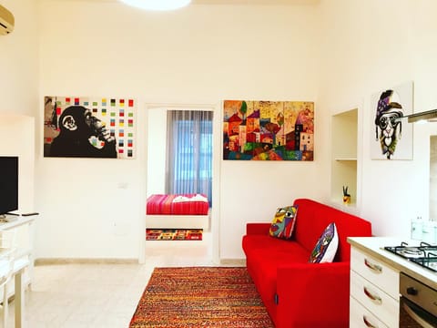 Communal lounge/ TV room, Kitchen or kitchenette, Living room, Dining area