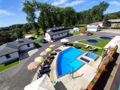 Property building, Swimming pool