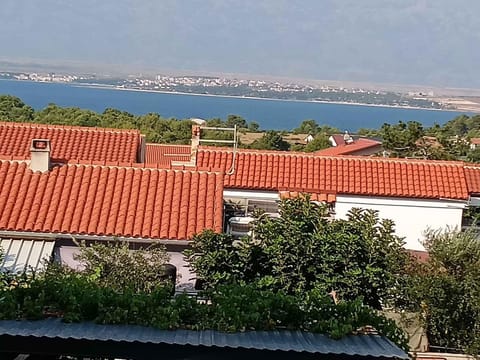 Nearby landmark, Natural landscape, Summer