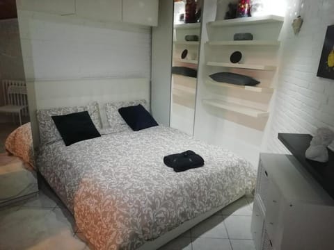 Sweet Apartment Suite Castelmerlo Apartment in Bologna