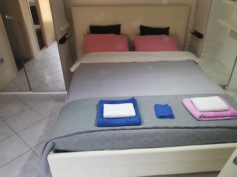 Sweet Apartment Suite Castelmerlo Apartment in Bologna