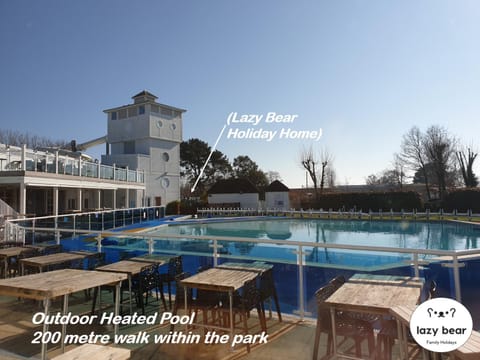 Property building, Patio, View (from property/room), Lounge or bar, Swimming pool, Meals, Lunch, Dinner, Alcoholic drinks