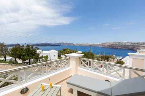 Natural landscape, View (from property/room), Balcony/Terrace