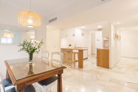 Living room, Seating area, Dining area