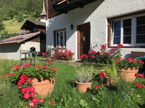 Property building, Facade/entrance, Summer, Seating area