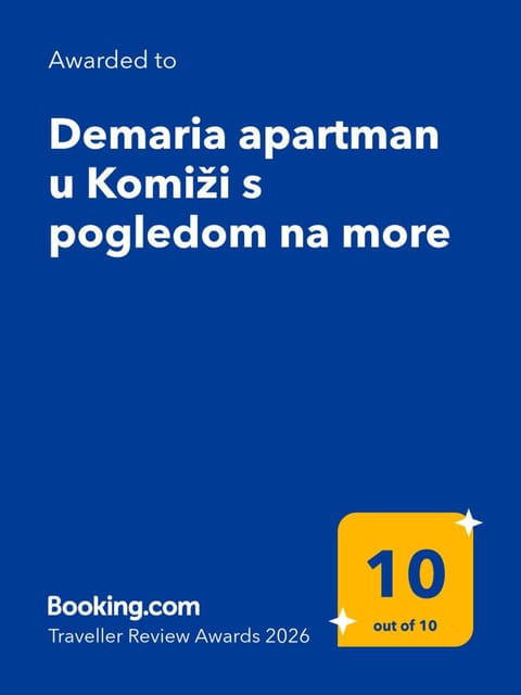 Demaria apartman u Komiži s pogledom na more Apartment in Komiža