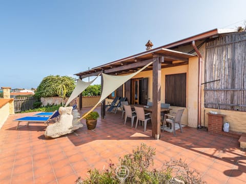 Casa Ida - Sunny Outdoor Space & Sea View House in Sardinia