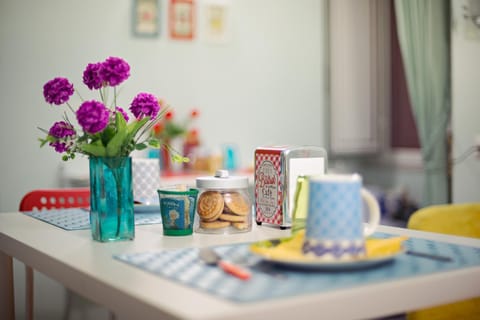 Food and drinks, Food and drinks, Communal kitchen
