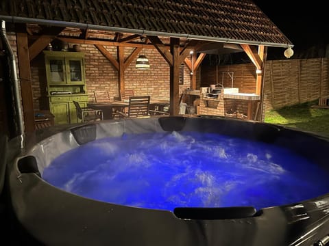 Hot Tub