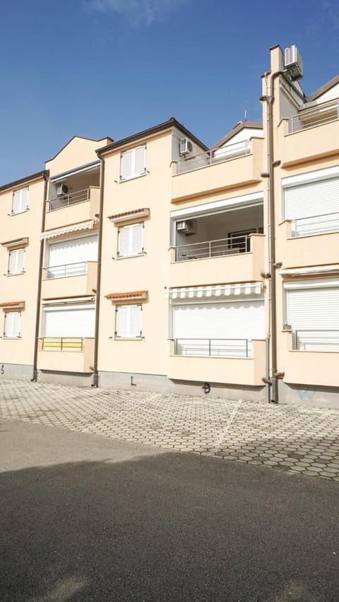 Apartment Sandy Beach Zambrattia Apartment in Istria County