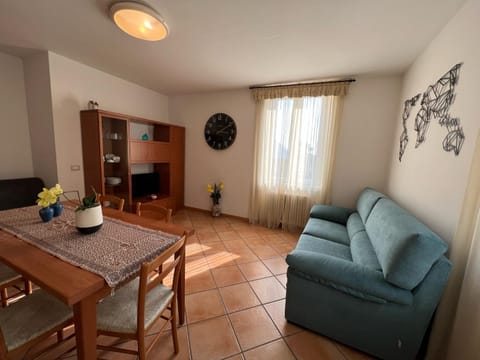 Appartamenti Baia Azzurra 4. Apartment in Nago–Torbole