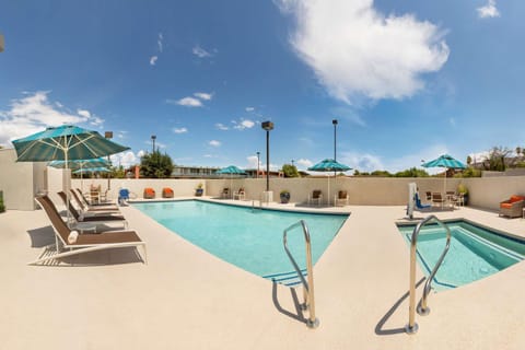 On site, Pool view, Swimming pool