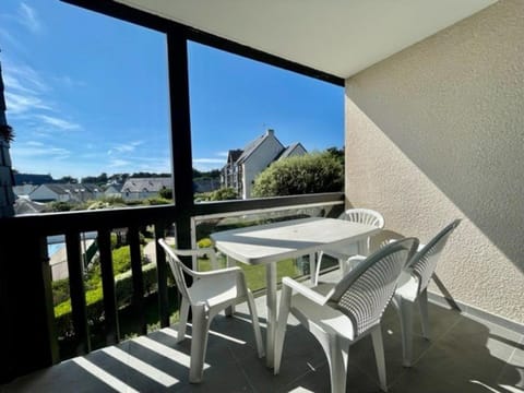 Appartement 2 pièces avec balcon, piscine et parking, à 1km de la plage - Animaux acceptés - FR-1-478-27 Apartment in Quiberon