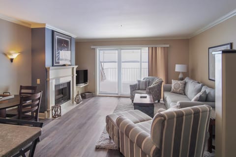 313 Water Street Inn House in Boyne City