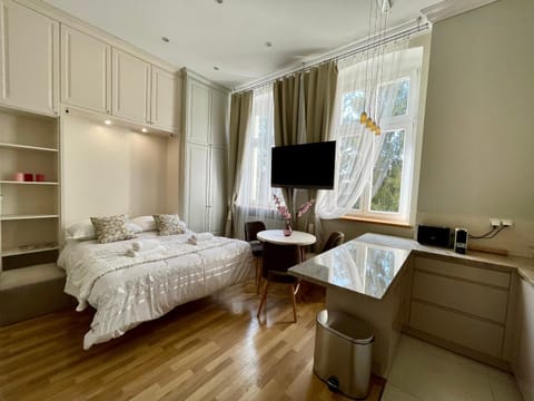 TV and multimedia, Bedroom