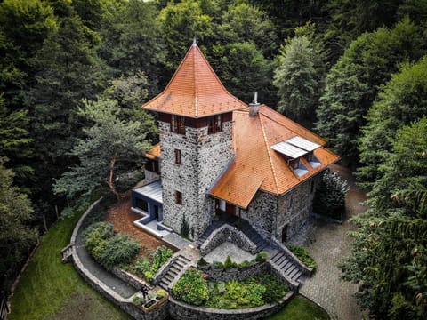 Property building, Bird's eye view