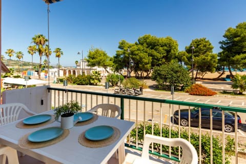 Property building, Balcony/Terrace