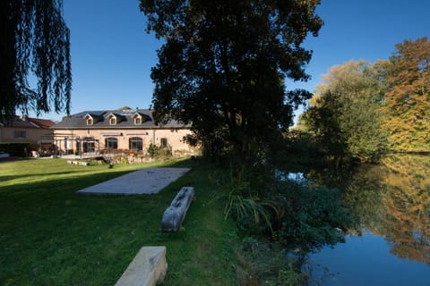 Property building, Garden, Garden
