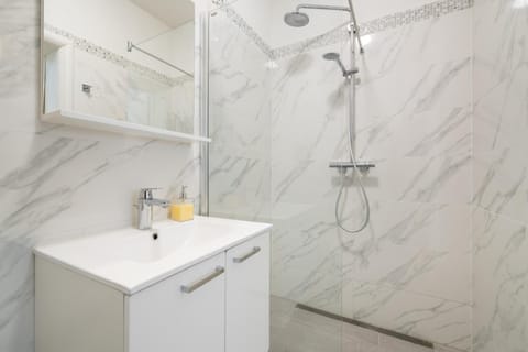 Apartmani Nikola Apartment in Baška Voda