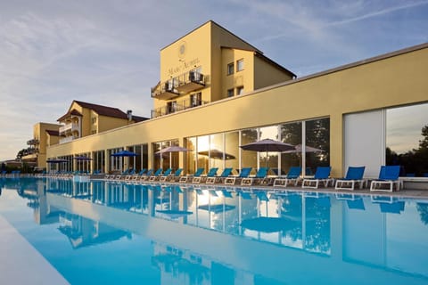 Pool view, Swimming pool, Swimming pool