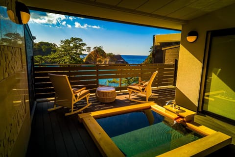Day, Hot Spring Bath, Hot Tub, View (from property/room), View (from property/room), Photo of the whole room, Sea view, Open Air Bath