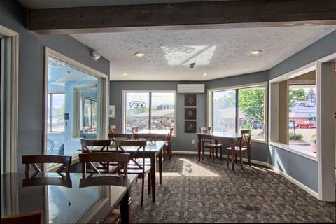 206 Pointes North Inn House in Charlevoix