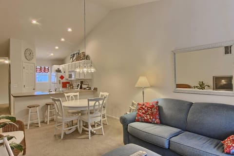 Charlevoix Creekside Condo House in Charlevoix