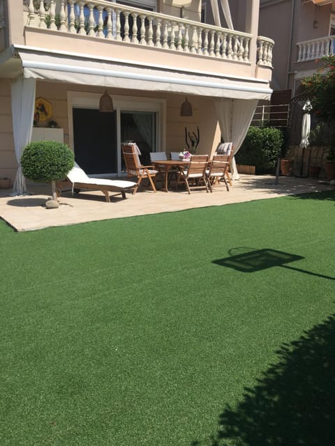 Hera’s House Apartment in Kavala, Greece