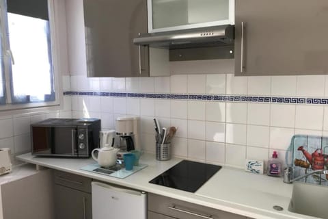 Coffee/tea facilities, Kitchen or kitchenette