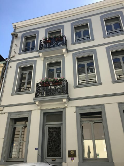 LES CHAMBRES D'HOTES DU PALAIS Vacation rental in Hauts-de-France