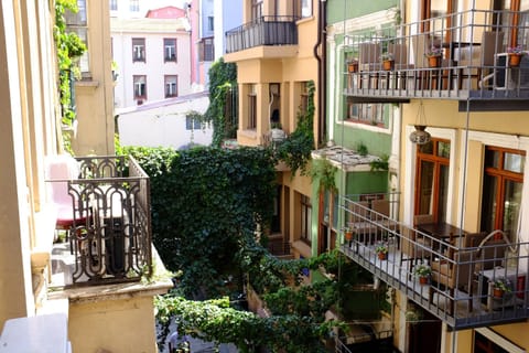 Street view, Street view