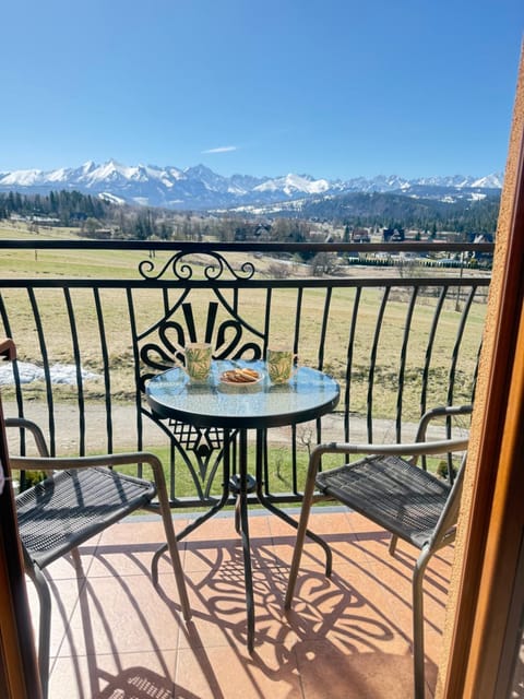 Day, Balcony/Terrace, Mountain view