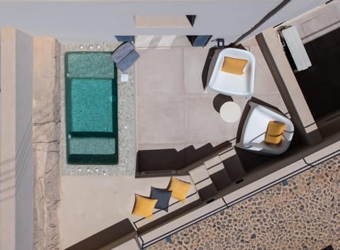 Hot Tub, Balcony/Terrace, Seating area