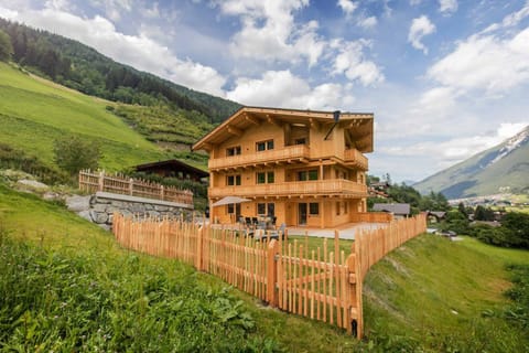 Property building, Spring