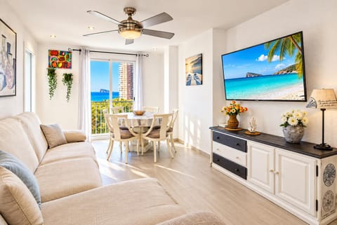 Natural landscape, TV and multimedia, Living room, Dining area, Sea view