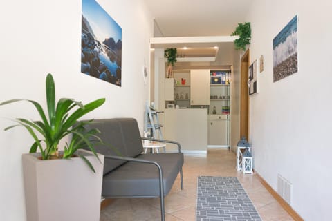 Facade/entrance, Lobby or reception