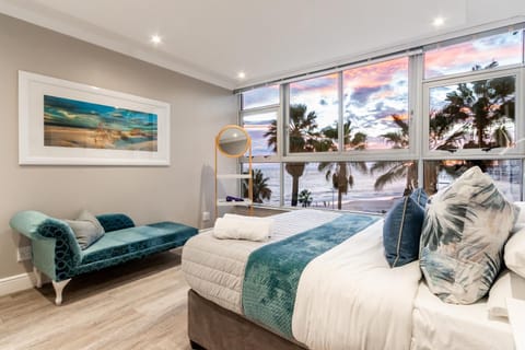 Property building, Bedroom, Sea view