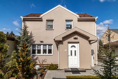 DC Executive Homes Villa in Novi Sad