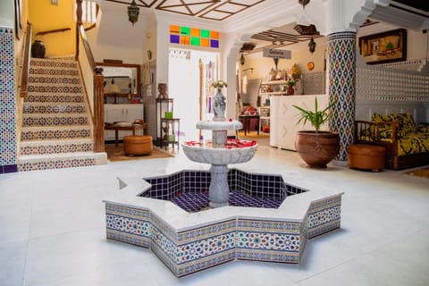 Lobby or reception, Breakfast