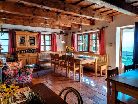 Dining area, Breakfast