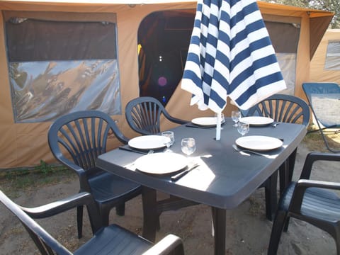 Oh! Campings - La Brise de Camargue Campground/ 
RV Resort in Saintes-Maries-de-la-Mer