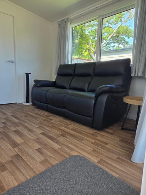 Te Puru Holiday Park Campground/ 
RV Resort in Waikato