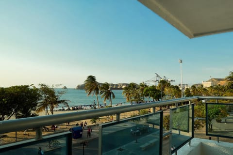 Natural landscape, View (from property/room), Balcony/Terrace