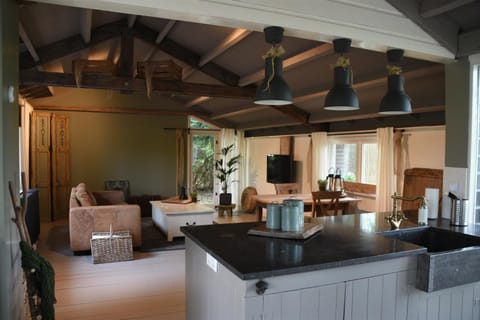 Buitenuit House in North Brabant (province)