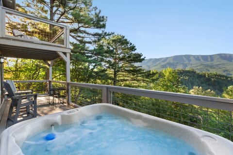 Natural landscape, Hot Tub, Balcony/Terrace, Mountain view