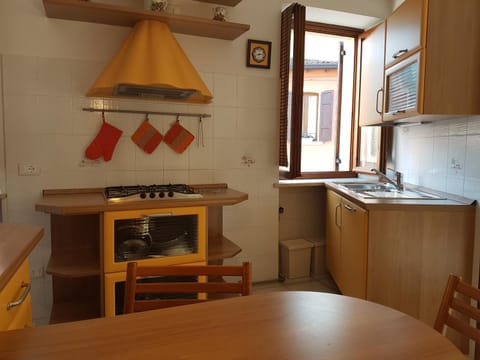 Moro Dal Castel - Appartamento Al Castel Apartment in Castelnuovo del Garda