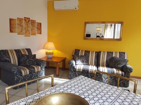 Moro Dal Castel - Appartamento Al Castel Apartment in Castelnuovo del Garda