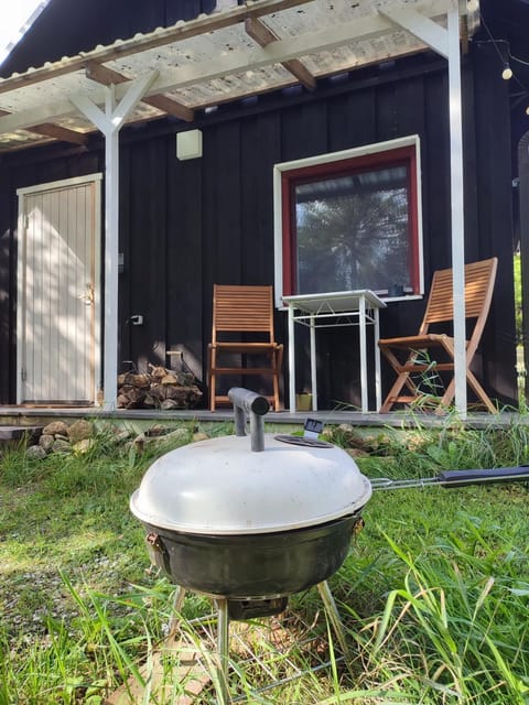 Property building, BBQ facilities, Balcony/Terrace